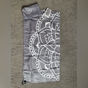 Gray and White Patterned Quick Drying Sports Towel